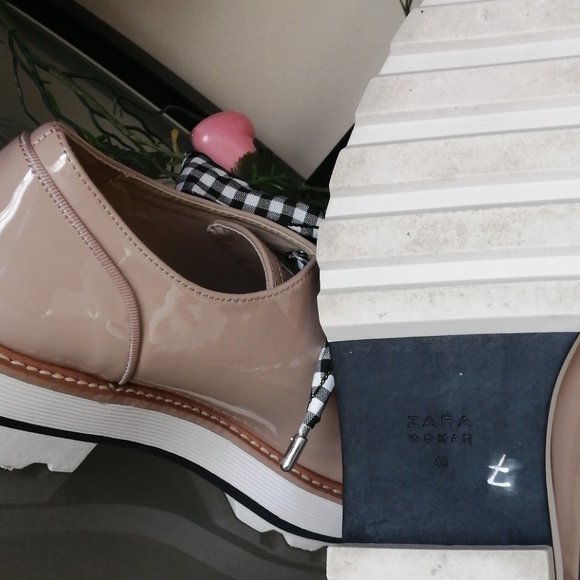 Chaussures - Picture 3 of 3